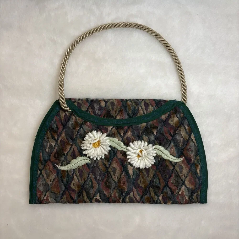 Vintage Handmade Tapestry Hand Bag/Purse With Floral Daisies